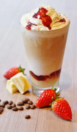 Flavored Syrups & Sauces>Ma Caféine Maison Routin 1883 | Strawberry Syrup - 1 Liter